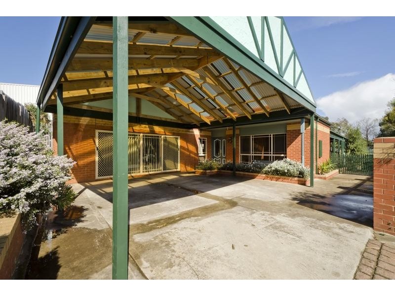 15 Hillrise Court, Werribee VIC 3030