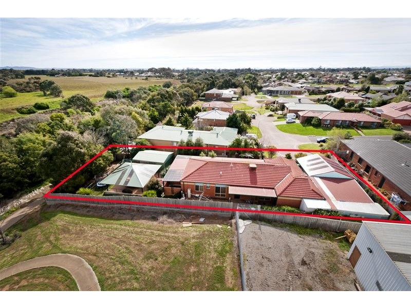 15 Hillrise Court, Werribee VIC 3030