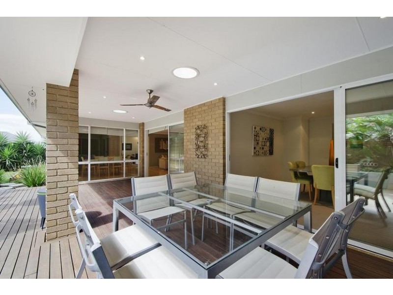 6 Jade Cres, Wyndham Vale VIC 3024