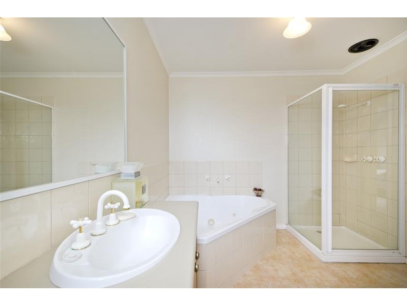 3 Anna Court, Werribee VIC 3030