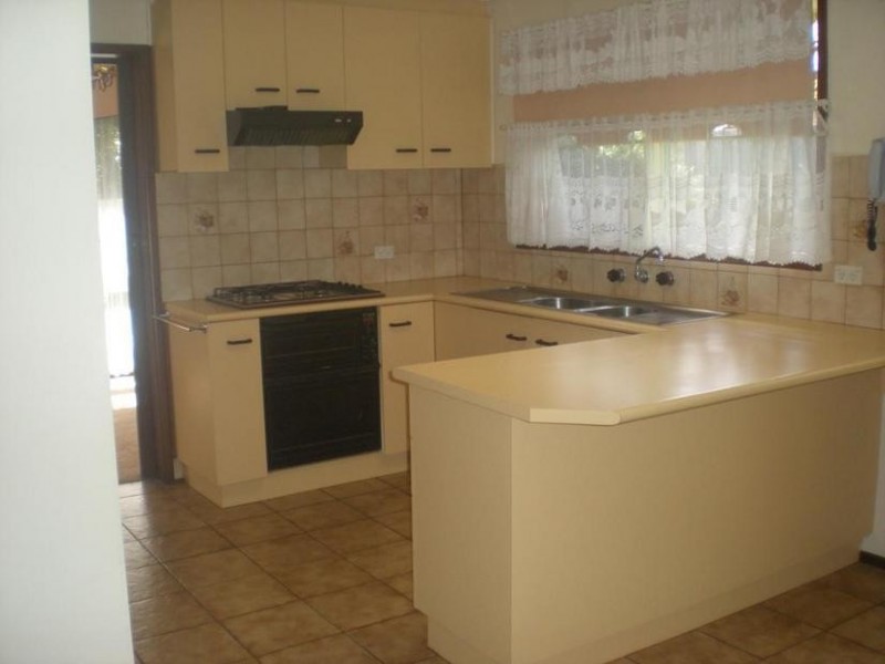 43 Warrenwood Avenue, Hoppers Crossing VIC 3029