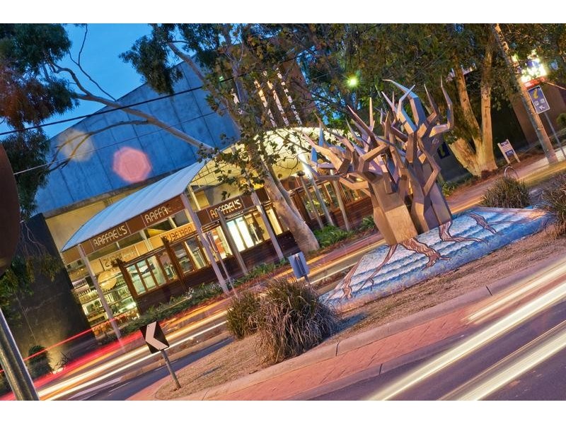 8 Bridge Street, Werribee VIC 3030