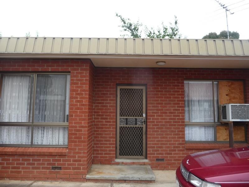 2/13 Cambridge Crescent, Werribee VIC 3030