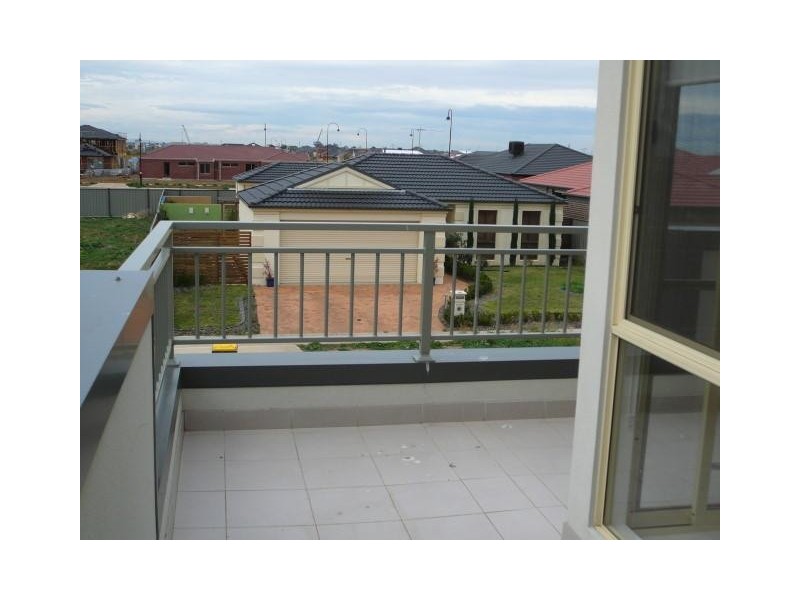 24 East Cornhill Drive, Point Cook VIC 3030