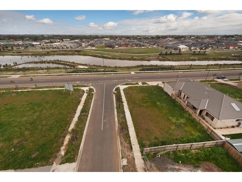 81 Inverell Parkway, Tarneit VIC 3029