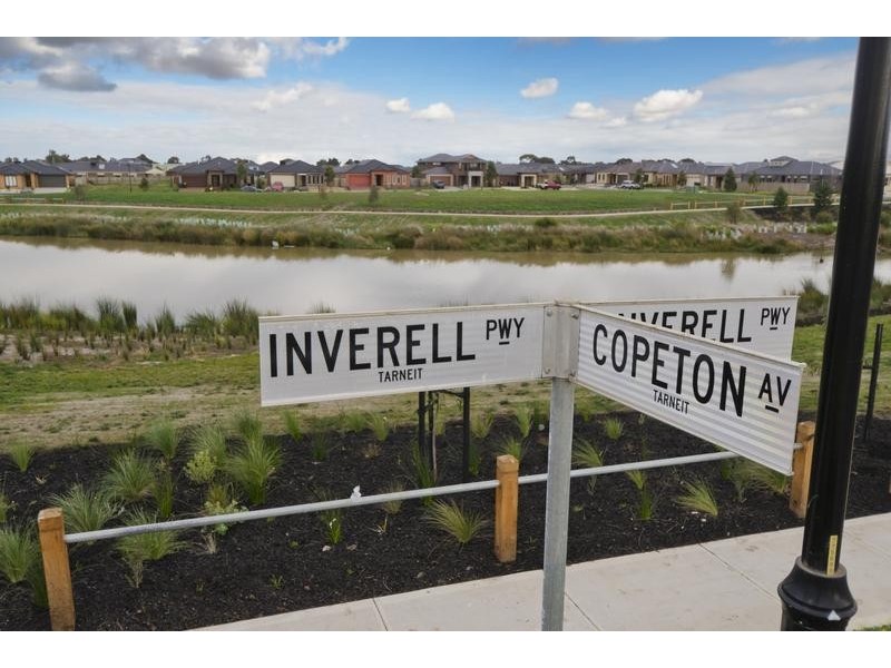 81 Inverell Parkway, Tarneit VIC 3029