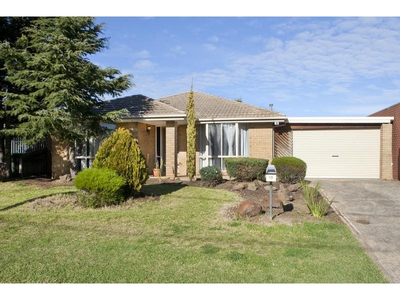 13 Opala Crt, Wyndham Vale VIC 3024