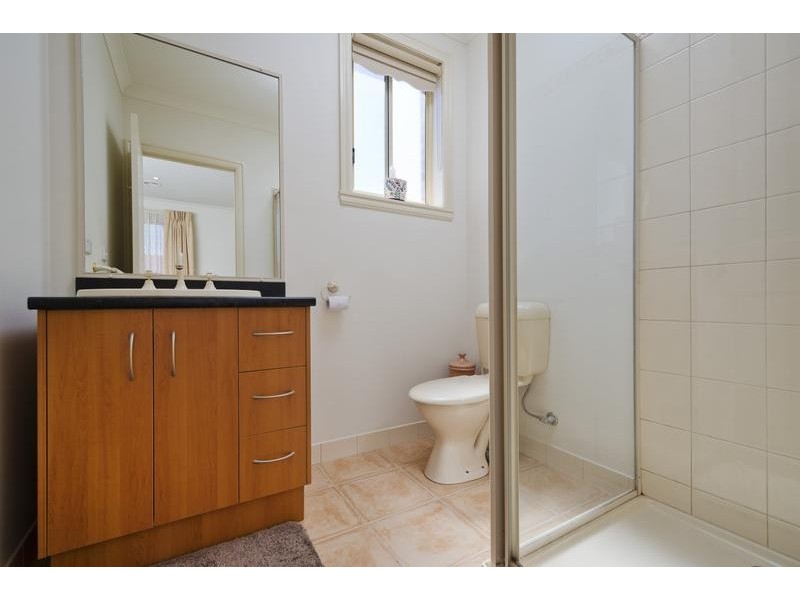 3/96-98 Thames Boulevard, Werribee VIC 3030