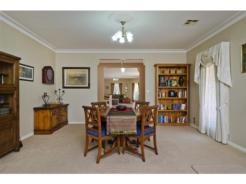 9 Fontain Court, Werribee VIC 3030