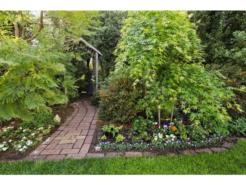 9 Fontain Court, Werribee VIC 3030