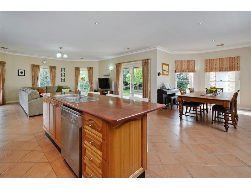 9 Fontain Court, Werribee VIC 3030