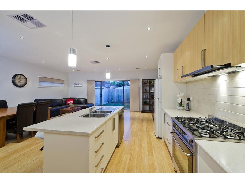 1/9 Barrot Avenue, Hoppers Crossing VIC 3029