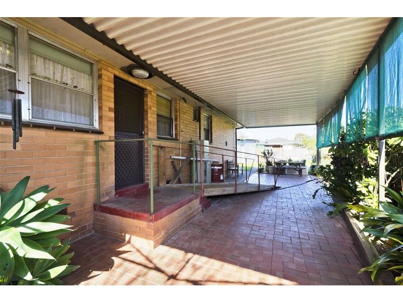 27 Willow Street, Werribee VIC 3030
