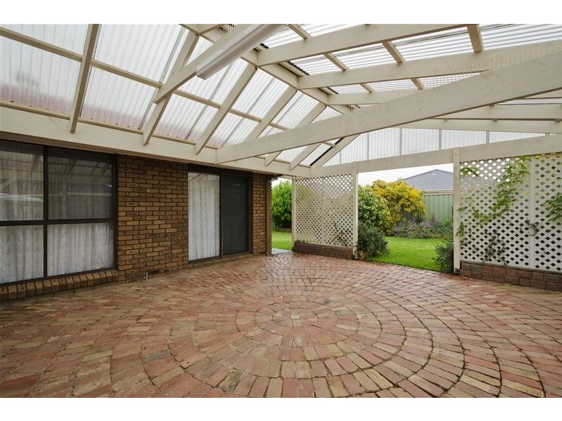 24 Wilton Close, Wyndham Vale VIC 3024