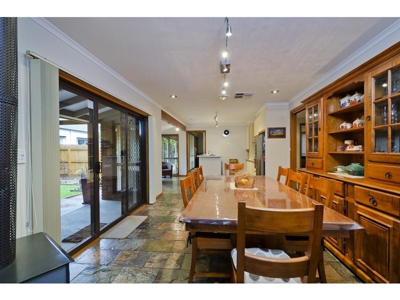 34 Lyall Drive, Werribee VIC 3030