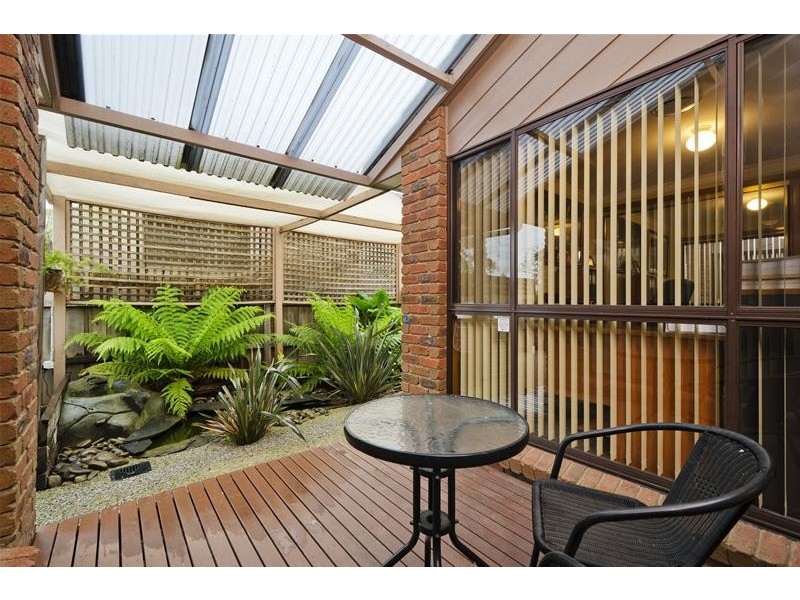 34 Lyall Drive, Werribee VIC 3030