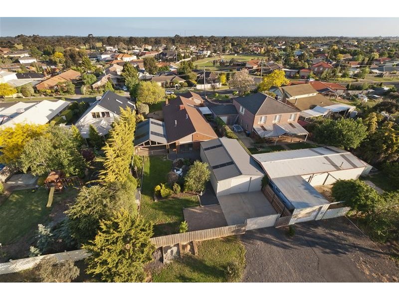 34 Lyall Drive, Werribee VIC 3030