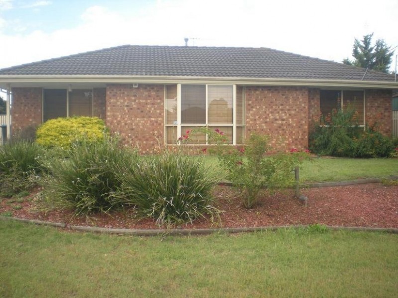 6 Zebra Finch Court, Hoppers Crossing VIC 3029