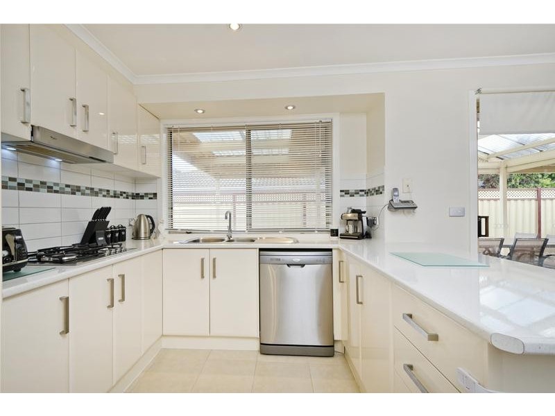 53 Deloraine Drive, Hoppers Crossing VIC 3029