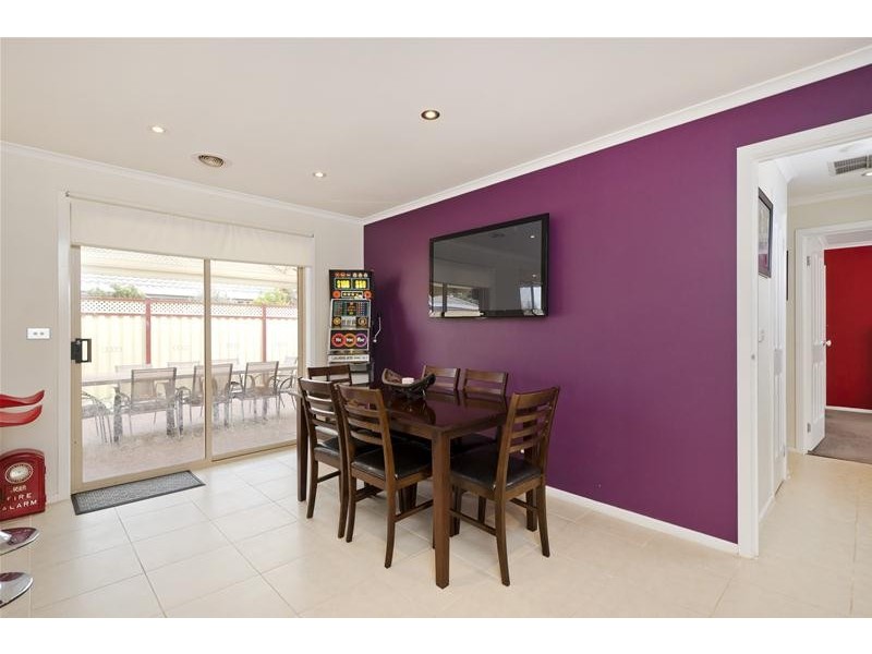 53 Deloraine Drive, Hoppers Crossing VIC 3029