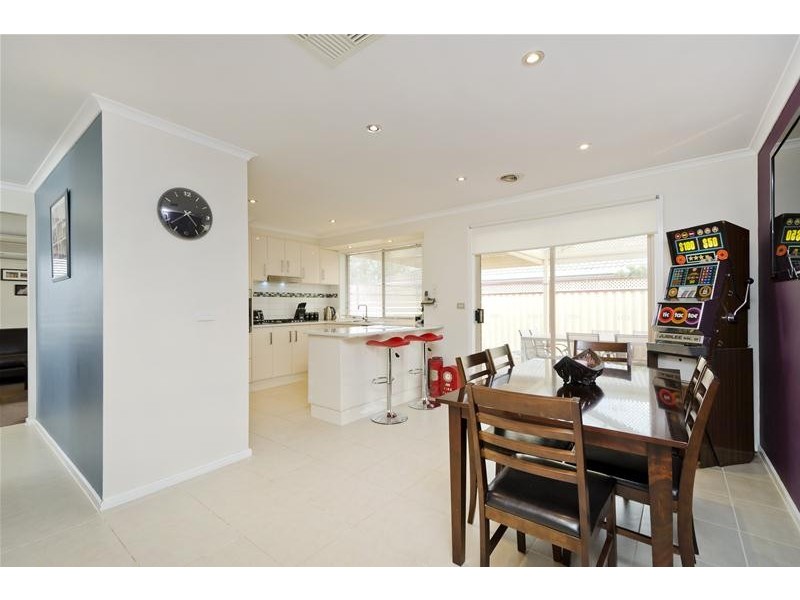 53 Deloraine Drive, Hoppers Crossing VIC 3029