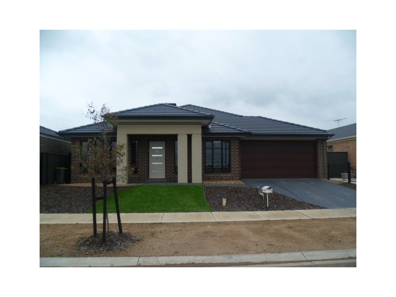 7 Begonia Road, Tarneit VIC 3029