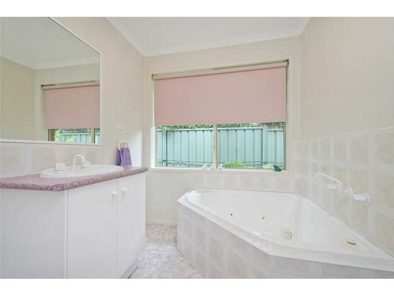 34 Oaktree Avenue, Wyndham Vale VIC 3024
