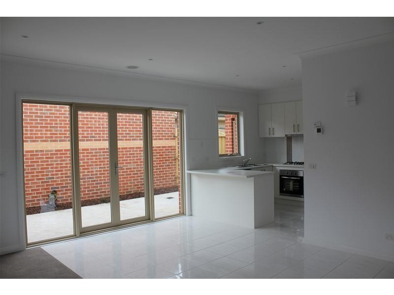 1/42 Rowes Road, Werribee VIC 3030