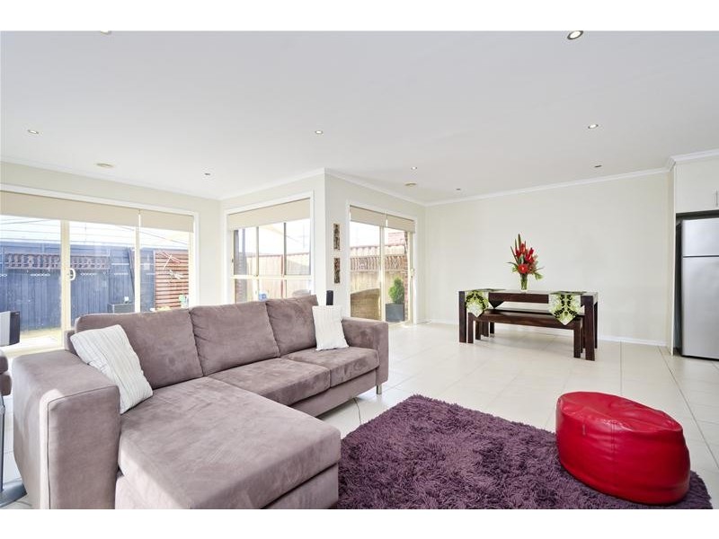 1/96 Blackforest Road, Wyndham Vale VIC 3024