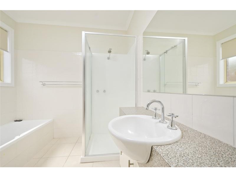 1/96 Blackforest Road, Wyndham Vale VIC 3024