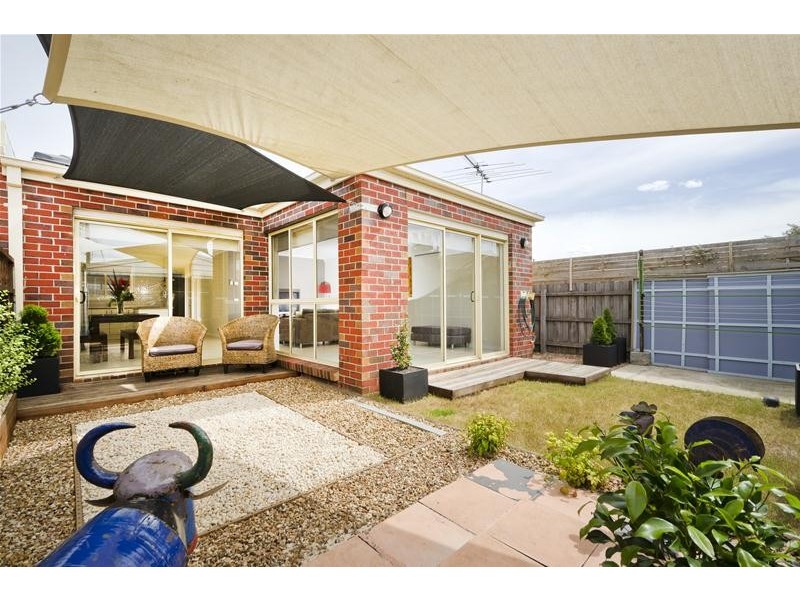 1/96 Blackforest Road, Wyndham Vale VIC 3024