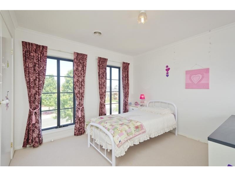 17 St Nicholas Court, Tarneit VIC 3029