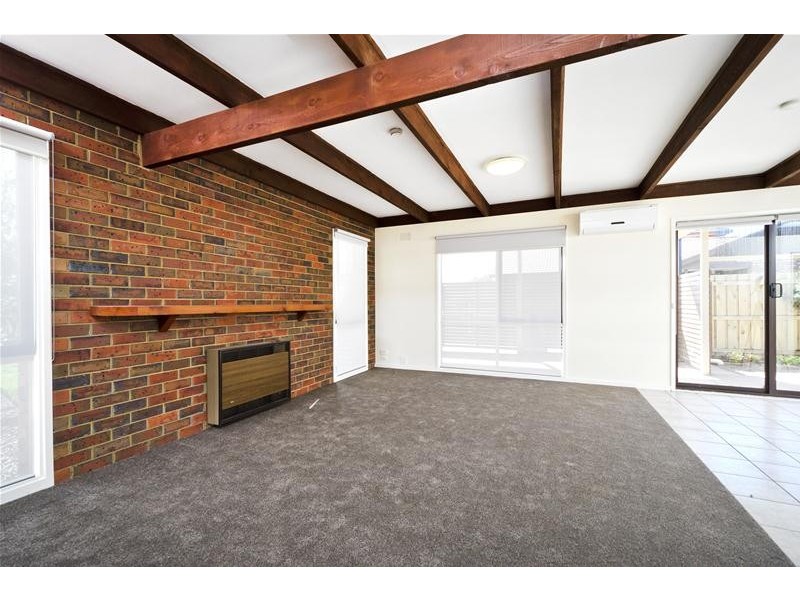 1/9 Sheringham Drive, Werribee VIC 3030