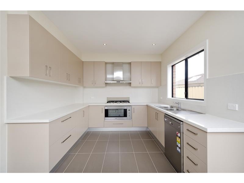 4 Manta Court, Werribee VIC 3030