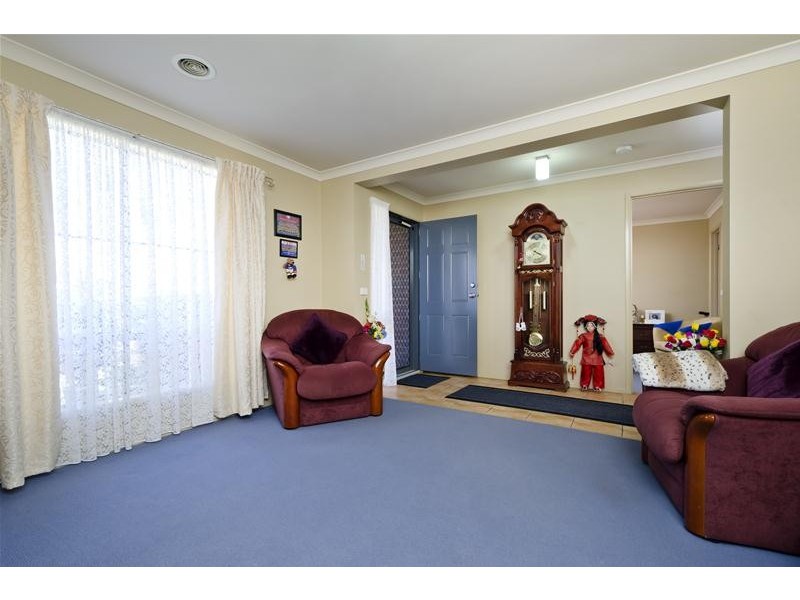 29 Kingsfield Way, Truganina VIC 3029