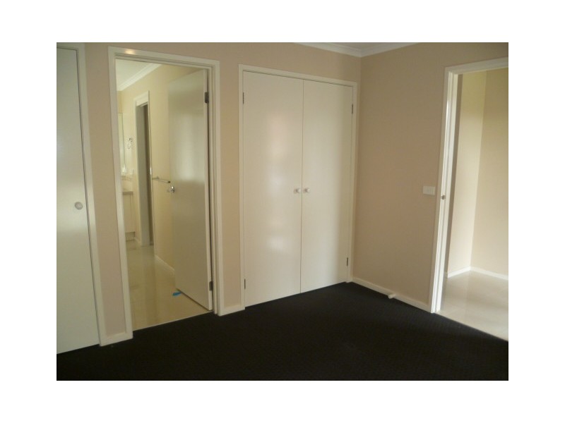39 Eppalock Drive, Wyndham Vale VIC 3024