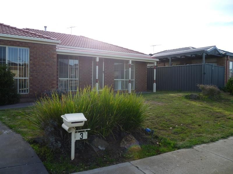 3 Maclarens Close, Wyndham Vale VIC 3024