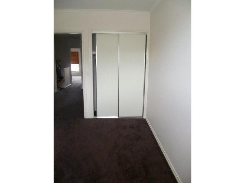 2/6 Salisbury Street, Werribee VIC 3030