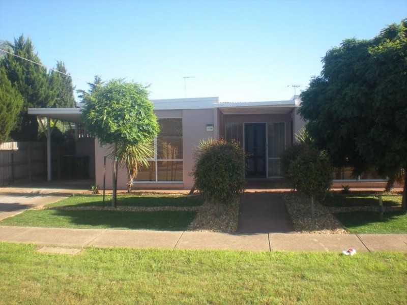 1/36 Blackforest Road, Werribee VIC 3030