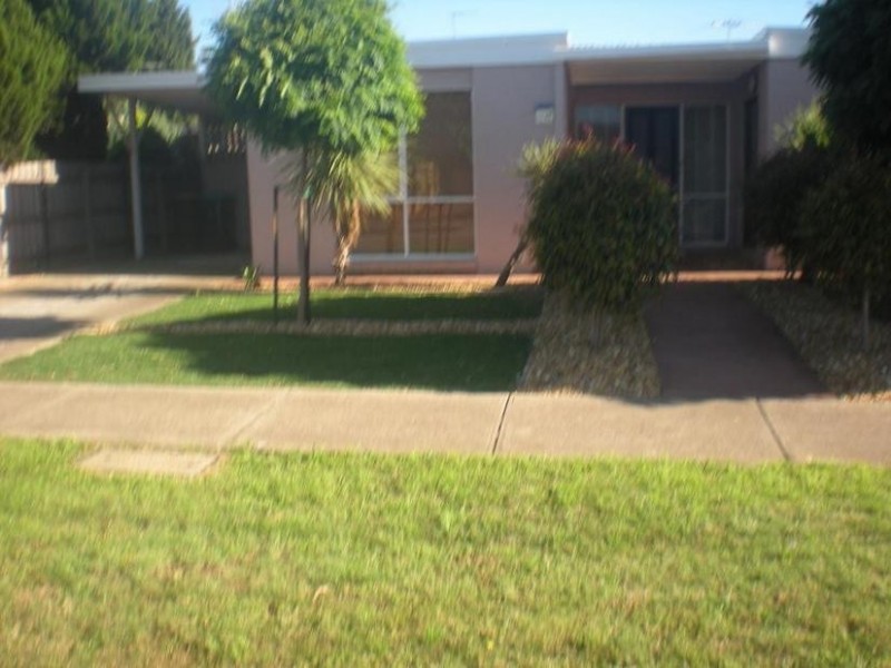 1/36 Blackforest Road, Werribee VIC 3030