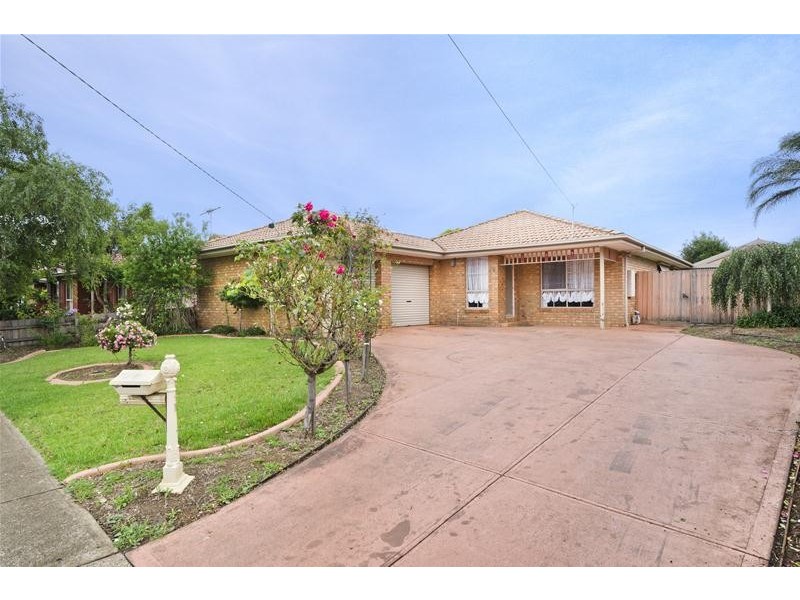 9 Enfield Avenue, Werribee VIC 3030