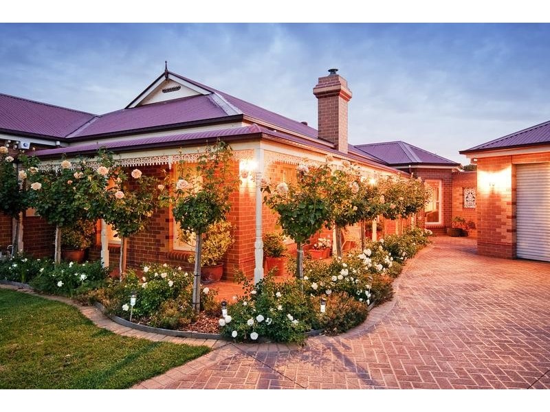 9 Fontain Court, Werribee VIC 3030