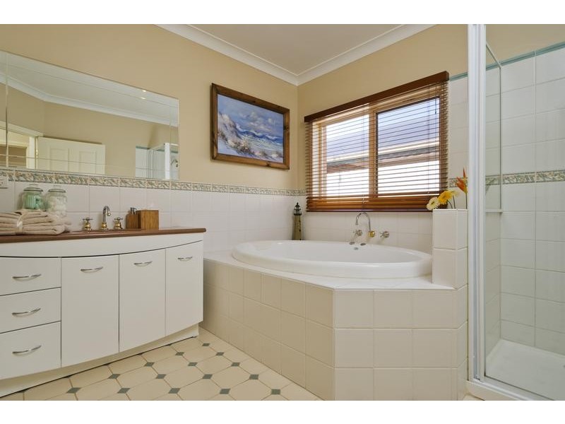 9 Fontain Court, Werribee VIC 3030