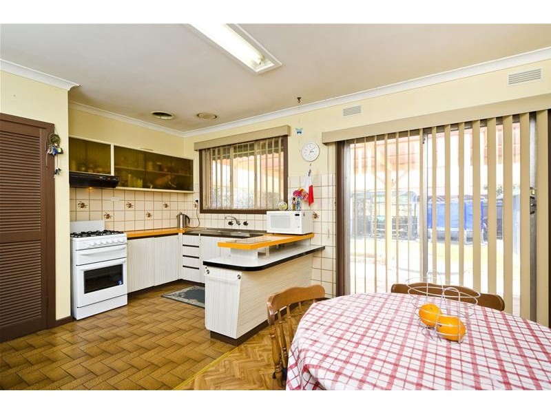 64 Woodville Park Drive, Hoppers Crossing VIC 3029