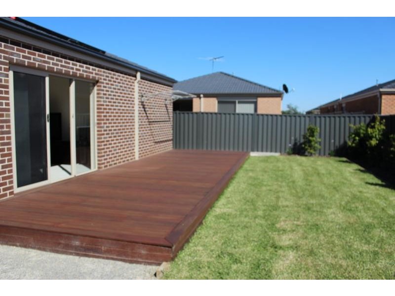 3 Mayesbrook Road, Wyndham Vale VIC 3024