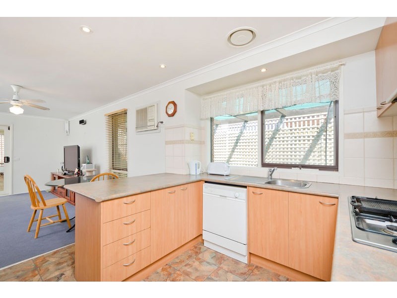 40 Sanderling Street, Werribee VIC 3030