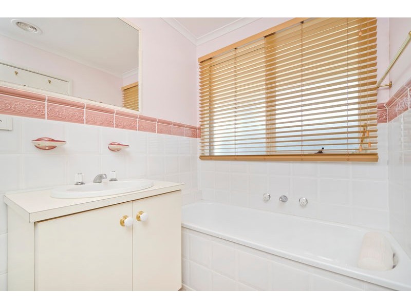 40 Sanderling Street, Werribee VIC 3030