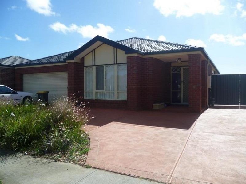 8 Yarragum Road, Wyndham Vale VIC 3024