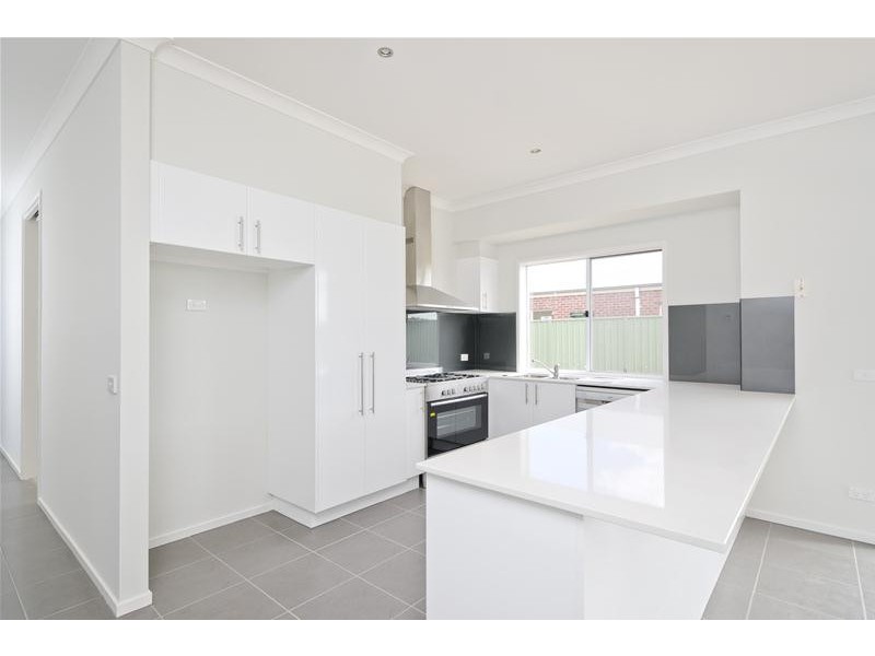 65 Farm Road, Werribee VIC 3030