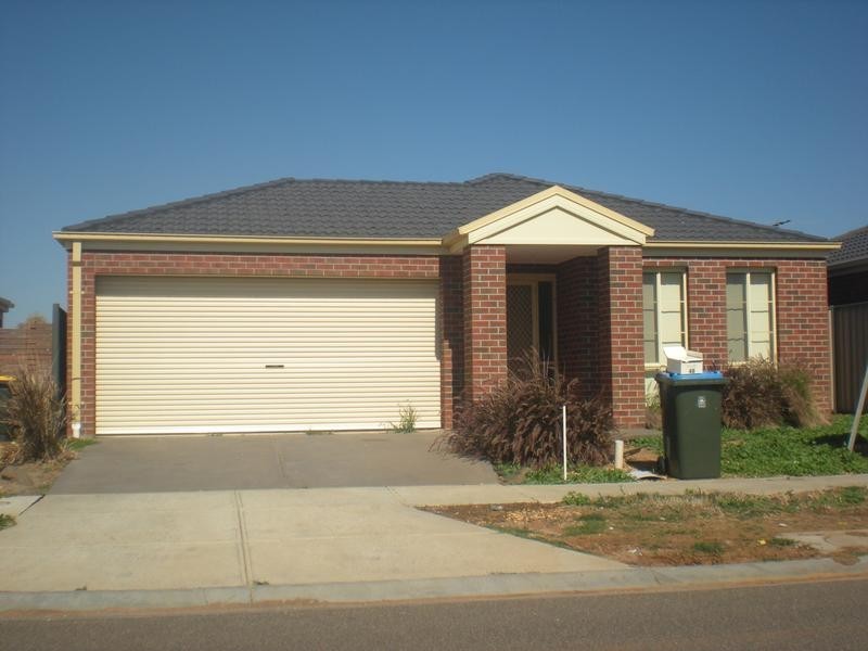 48 Bradman Drive, Tarneit VIC 3029